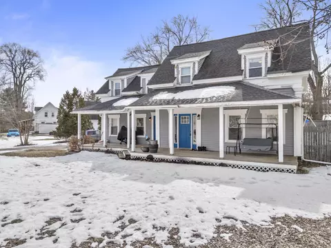 51 School House Hill Rd, Turner, ME 04282