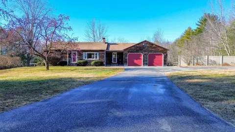 395 River Rd, Standish, ME 04084