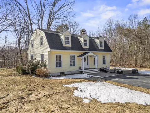 296 Dow Hwy, South Berwick, ME 03908