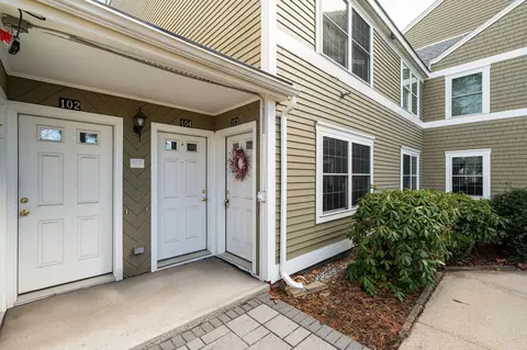 161 Saco Ave #103, Old Orchard Beach, ME 04064