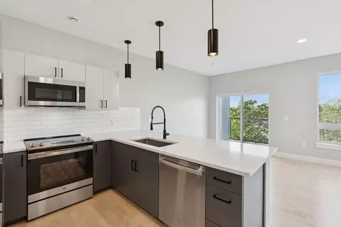 Kitchen - 20 Upper Falls Rd #406, Biddeford, ME 04005 photo 1 of 4