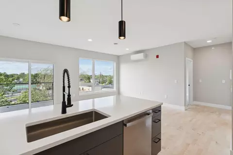 Kitchen - 20 Upper Falls Rd #406, Biddeford, ME 04005 photo 2 of 4