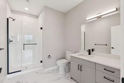 Bath - 20 Upper Falls Rd #406, Biddeford, ME 04005 photo 1 of 1