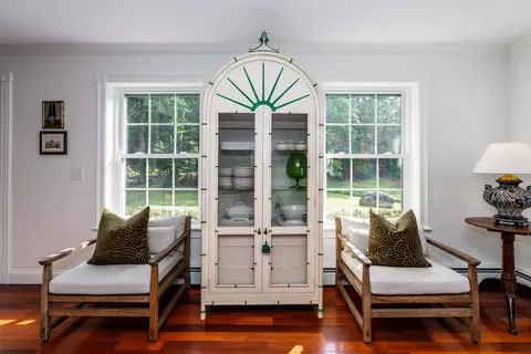 20 Babbidge Rd, Falmouth, ME 04105