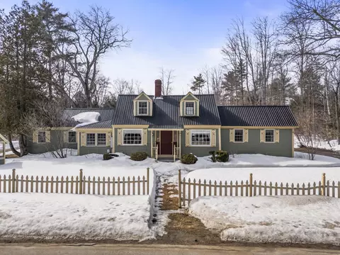 46 N Gorham Rd, Gorham, ME 04038