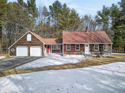 10 Deerfield Cir, Standish, ME 04084