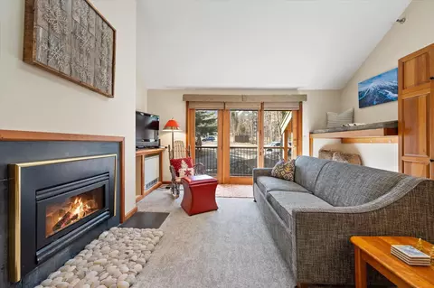 364 Sugartree #ONE, Carrabassett Valley, ME 04947
