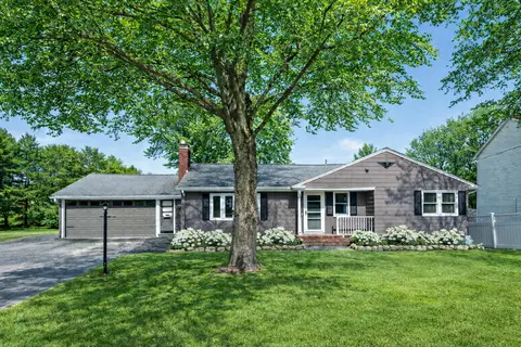 15 Bellaire Rd, South Portland, ME 04106