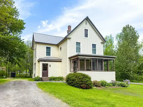 178 Main Rd S, Hampden, ME 04444