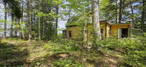199 Collette Rd, Holden, ME 04429