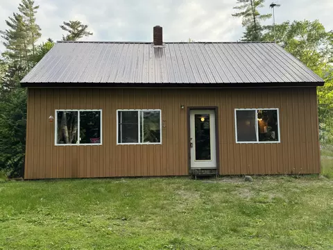 1215 Elliotsville Rd, Elliottsville Twp, ME 04443