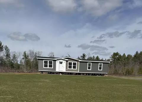 72 Anderson Dr, Leeds, ME 04263