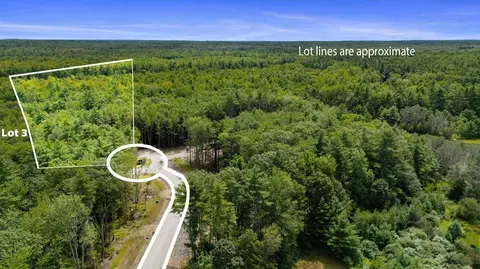 6 Dogwood Cir, Kennebunk, ME 04043
