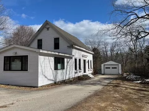 112 Brave Boat Harbor Rd, Kittery Point, ME 03905