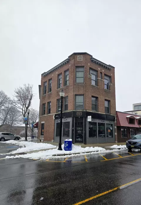 59 Main St, Waterville, ME 04901