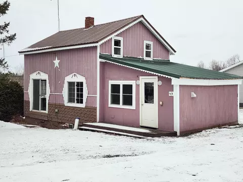 17 Washburn Rd, Presque Isle, ME 04769