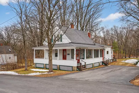 13 Grove Ave, Sanford, ME 04073