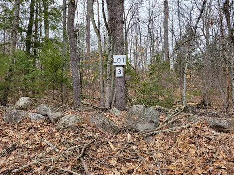 582 W West Fryeburg Rd, Fryeburg, ME 04037
