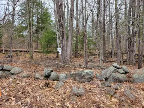 582 W West Fryeburg Rd #4, Fryeburg, ME 04037