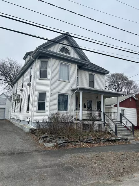 84-86 Elm St, Bangor, ME 04401