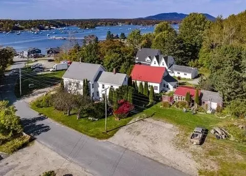 13 Mcmullen Ave, Tremont, ME 04653