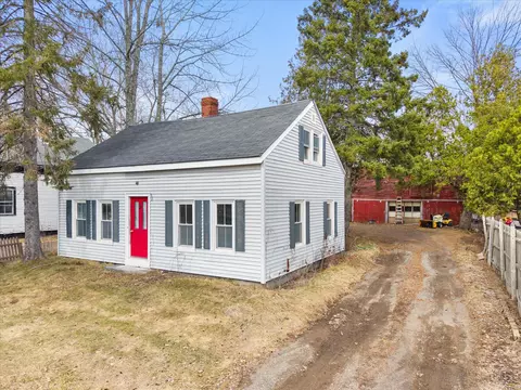 12 Western Ave, Hampden, ME 04444