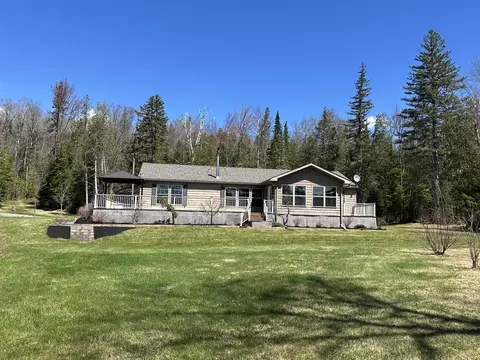530 West Van Buren Cove Road # t17 r3, T17 R3 Wels, ME 04785