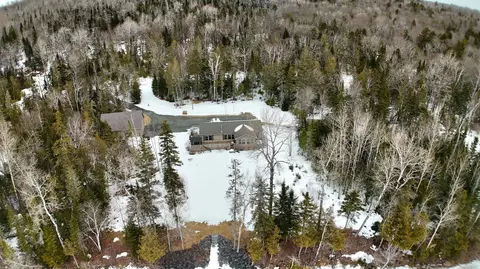 530 West Van Buren Cove Road # t17 r3, T17 R3 Wels, ME 04785