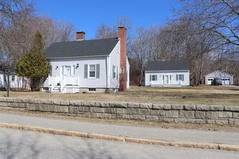 77 Clark Point Rd, Southwest Harbor, ME 04679
