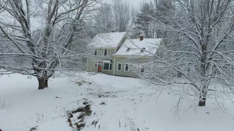 48 Location Rd, Belgrade, ME 04917