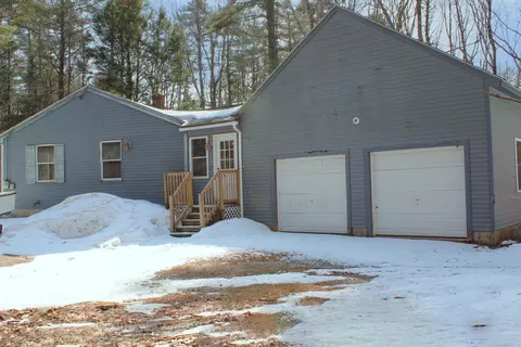 29 Kennedy Dr, Waterboro, ME 04061
