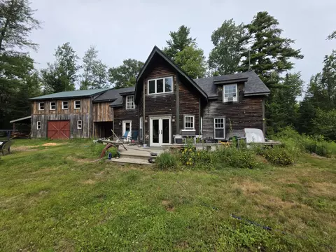 93 Youngtown Rd, Lincolnville, ME 04849