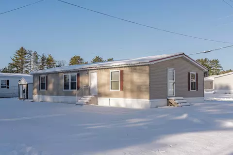 16 Village Green Rd, Waterville, ME 04901
