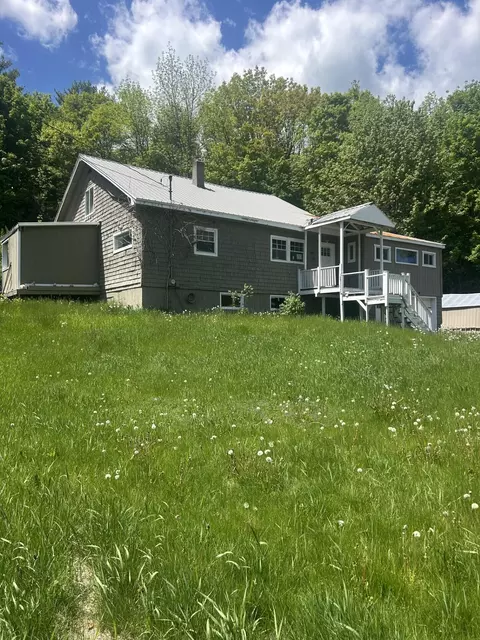 949 Federal Rd, Livermore, ME 04253