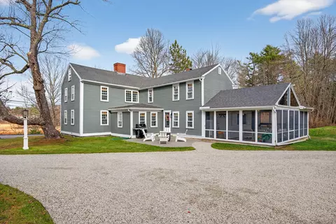 5 Durrells Bridge Rd, Kennebunk, ME 04043