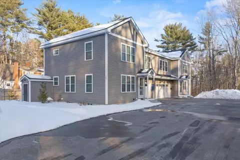 124 Brook Rd #2, Falmouth, ME 04105