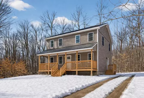 593 Pequawket Trl, Baldwin, ME 04091