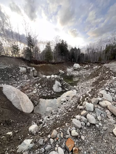 P/om1l24 Taylor Road, Athens, ME 04912
