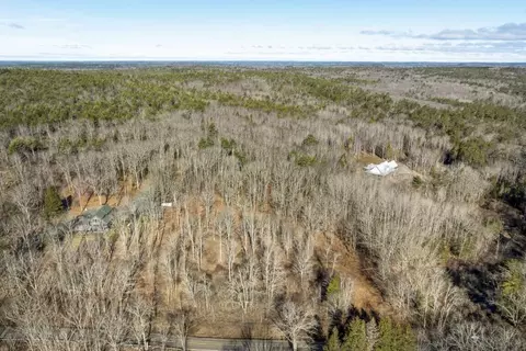 38 River Road, Edgecomb, ME 04556