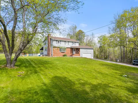273 Dow Rd, Orrington, ME 04474