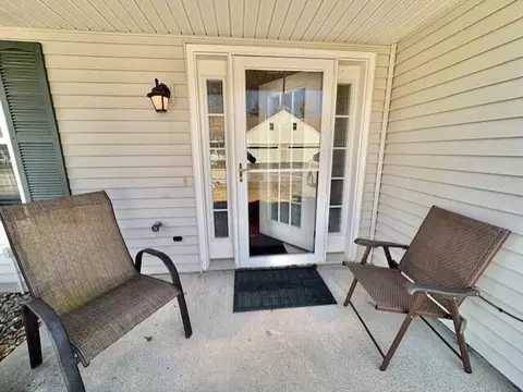 73 Kavanaugh Rd #73, Old Orchard Beach, ME 04064