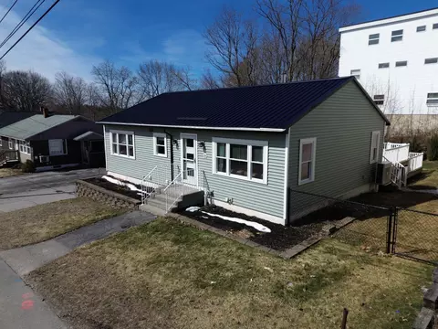 11 Lucille Ave, Lewiston, ME 04240
