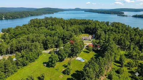 109 Sahagian Rd, Belgrade, ME 04917