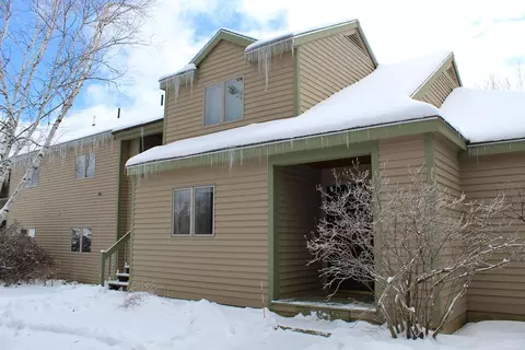 400 Snowflower Ct #400, Carrabassett Valley, ME 04947