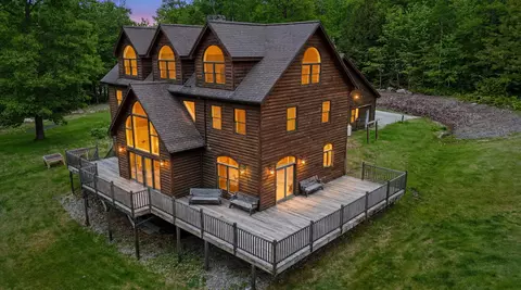 1194 Mercer Rd, Mercer, ME 04957