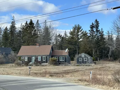 47 Ridge Rd, Saint George, ME 04860