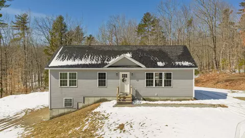 347 Quaker Ridge Rd, Casco, ME 04015