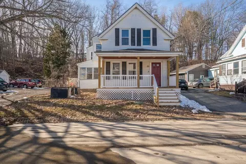 36 King St, Waterville, ME 04901