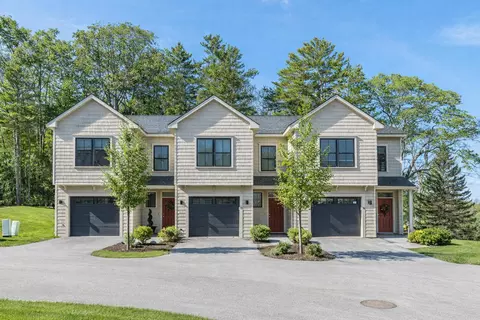 25 Preservation Ln #12, South Portland, ME 04106