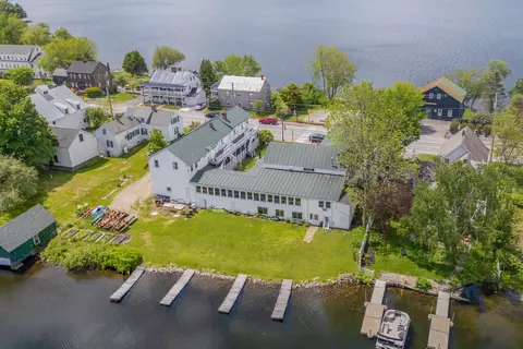 157 Main St, Belgrade, ME 04918